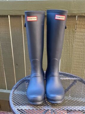 Hunter Navy Tall Waterproof Rubber Boots